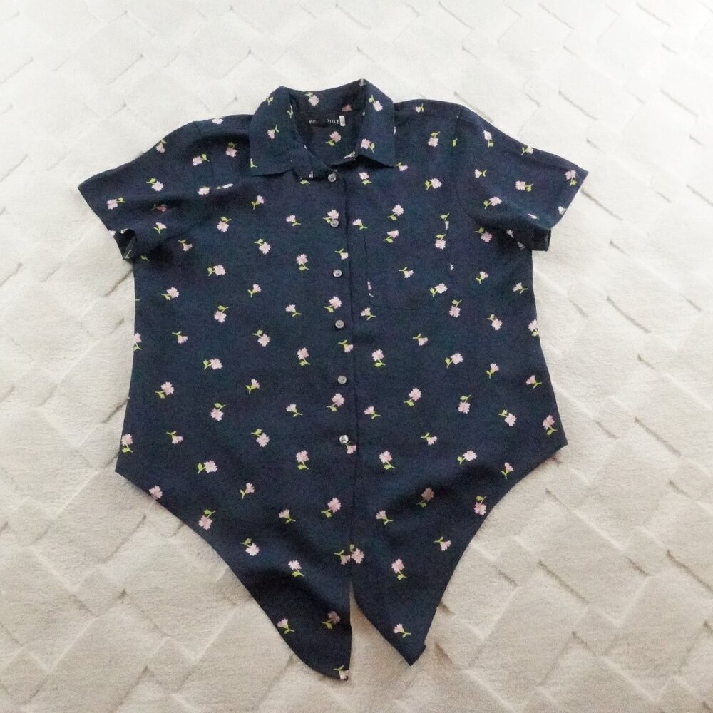 J. Crew Women’s Navy Floral Button-Front Cropped Short Sleeve Top